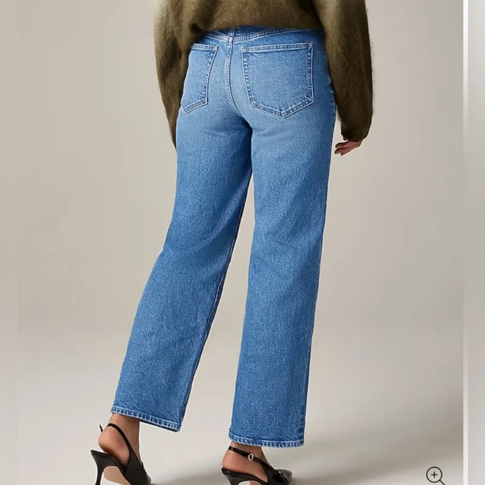 NWT, Tall J Crew Slim Wide Leg Jeans, Medium Wash, Button Fly, 31 Tall, 30” IS